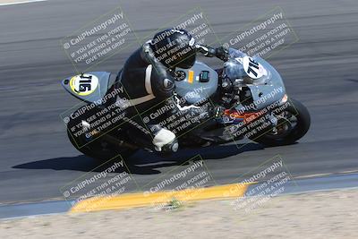 media/Apr-09-2023-SoCal Trackdays (Sun) [[333f347954]]/Turn 12 Inside (930am)/